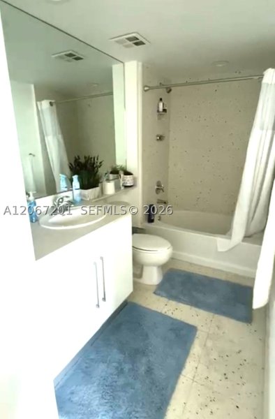 Apartment for rent at One Miami East Tower 4214
