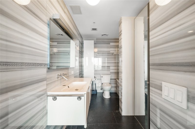 Condo for sale at Infinity on Brickell 4001