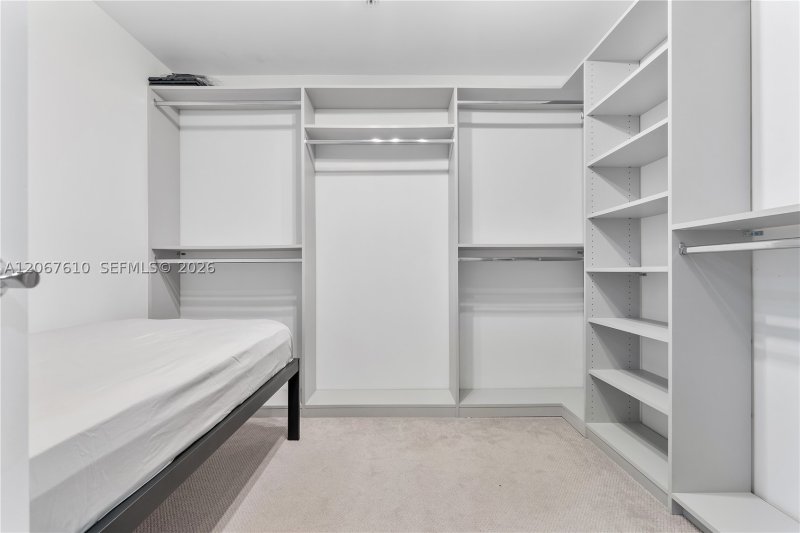Comprar apartamento no Nine at Mary Brickell Village 2115