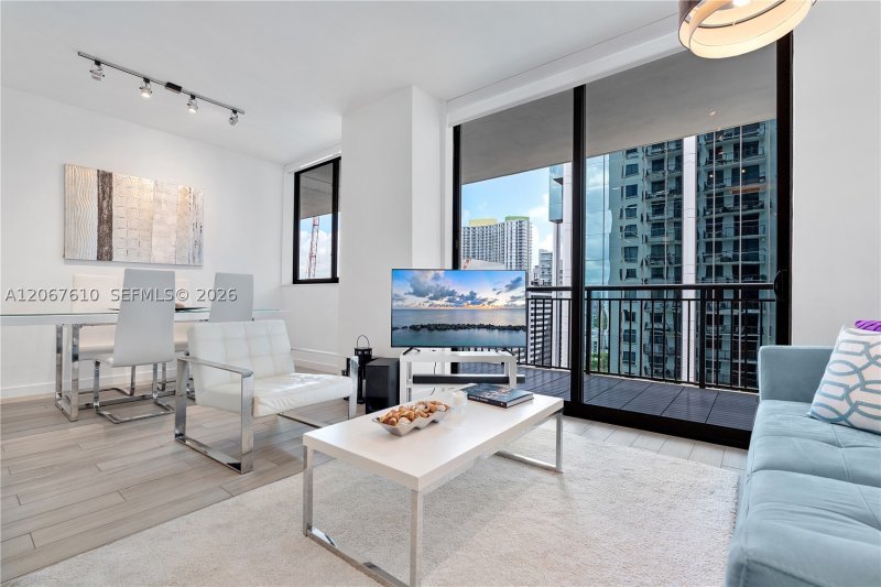 Comprar apartamento no Nine at Mary Brickell Village 2115