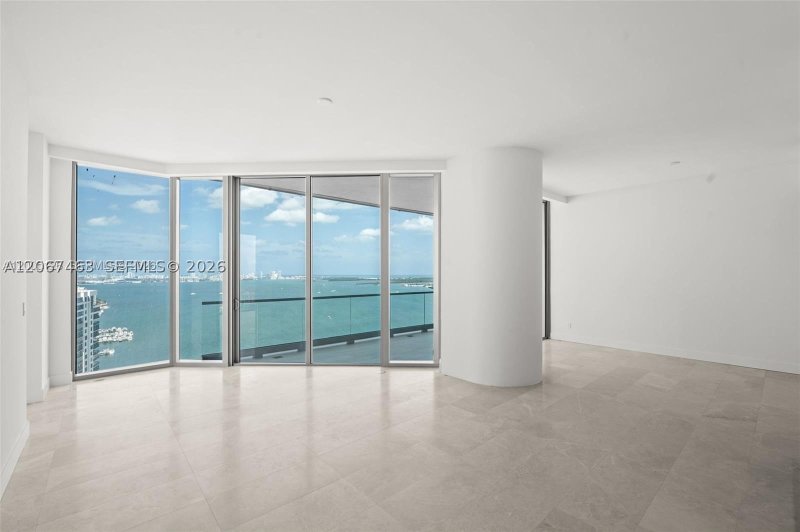 Alquiler de apartamento en Una Residences at Brickell 2604