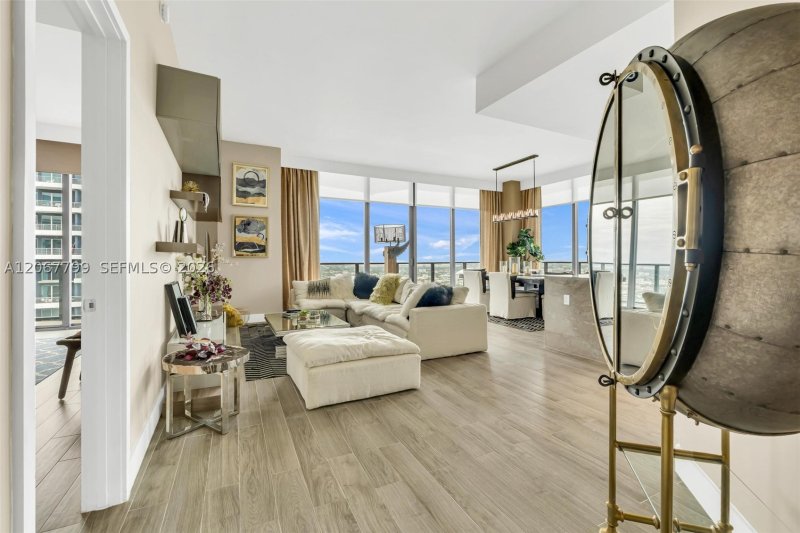 Aluguel de apartamento no Dua Miami - SLS Brickell Condo PH5110