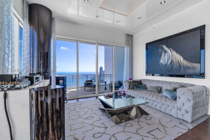 Condo for sale at Asia on Brickell 2904