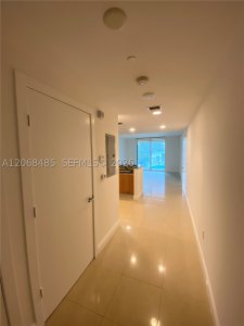 Avenue on Brickell 1060 Tower Apt #1413