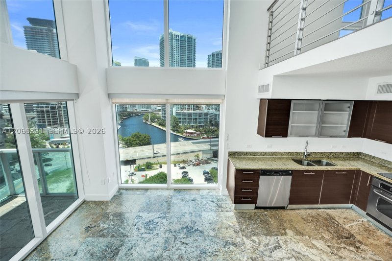 Aluguel de apartamento no Brickell on the River South 1016