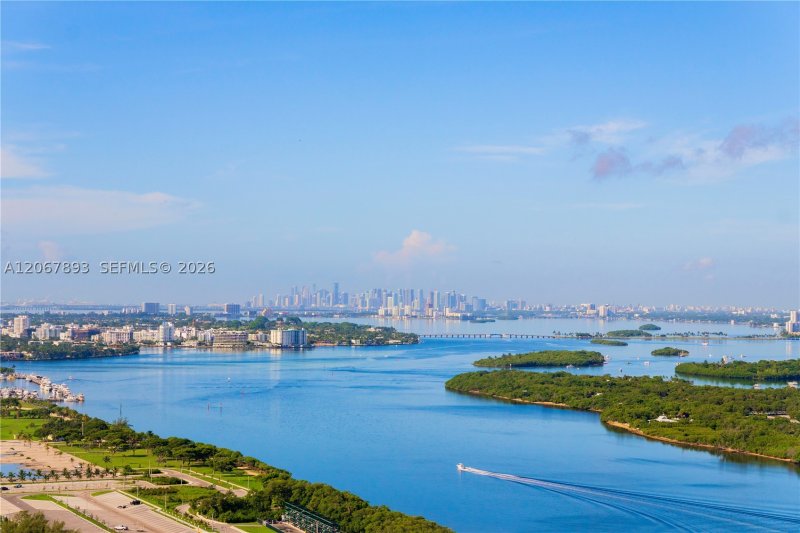 Comprar apartamento no Ritz Carlton Residences Sunny Isles 3005