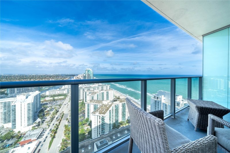 Comprar apartamento no Hyde Beach Resort Hollywood 3112