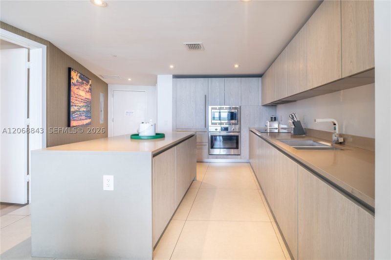 Comprar apartamento no Hyde Beach Resort Hollywood 3112