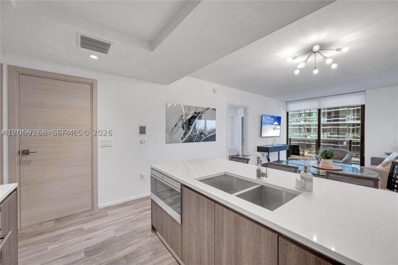 Apartment for rent at SLS Lux Brickell 2006