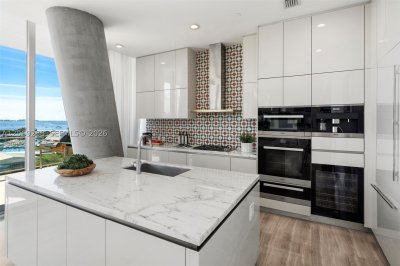 Property photo # 14