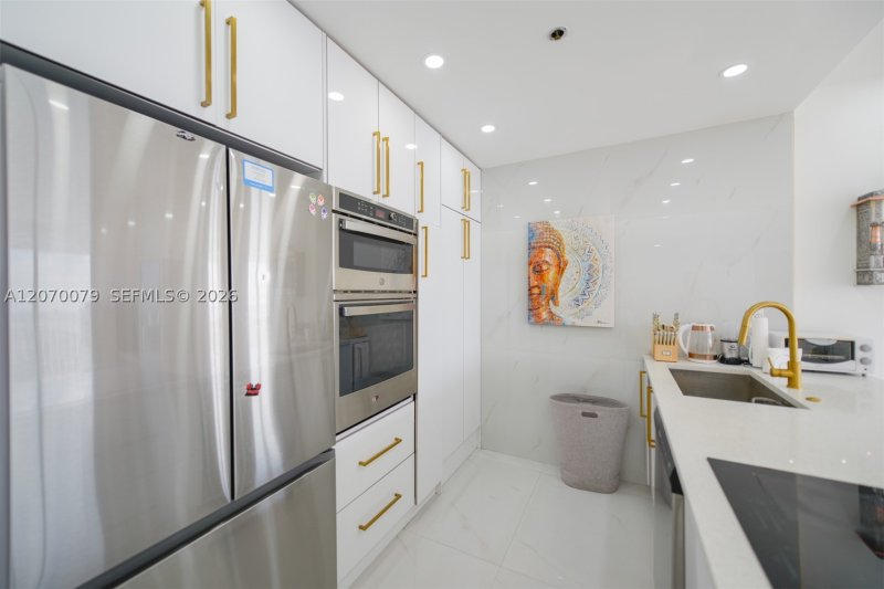 Condo for sale at Grandview Palace PH103