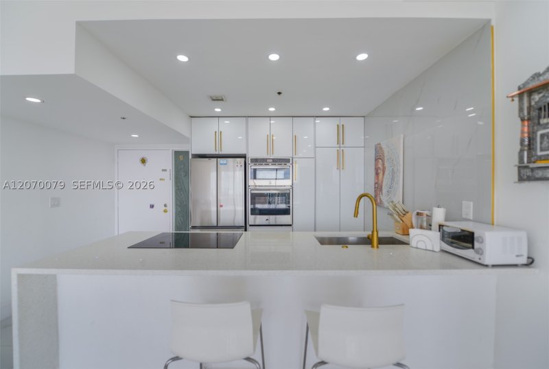 Condo for sale at Grandview Palace PH103