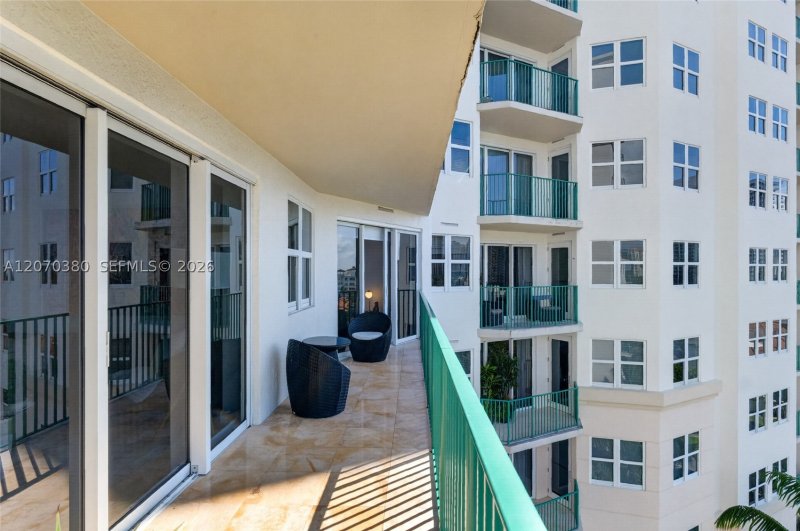 Comprar apartamento en Turnberry Village South 805