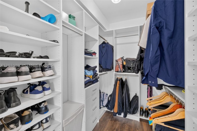 Comprar apartamento en Turnberry Village South 805