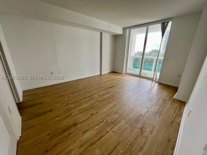 Apartment for rent at Harbour House 415