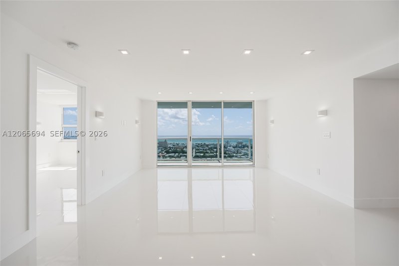 Alquiler de apartamento en Floridian 3008