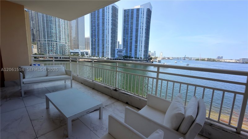 Comprar apartamento en One Tequesta Point 508