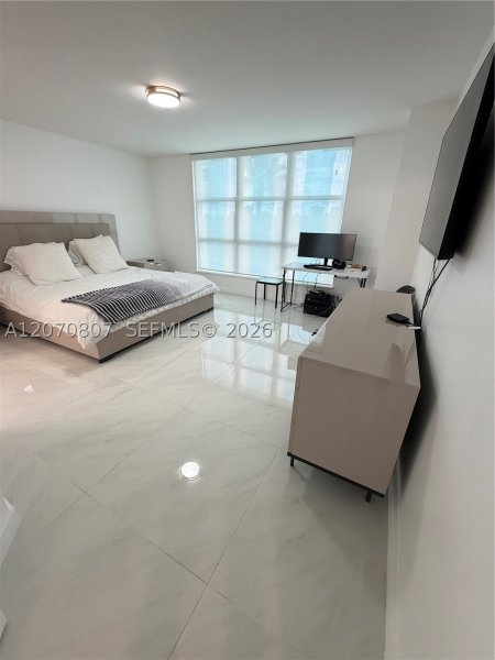 Comprar apartamento no Mystic Pointe 400 405