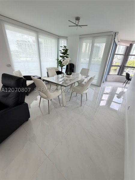Comprar apartamento no Mystic Pointe 400 405