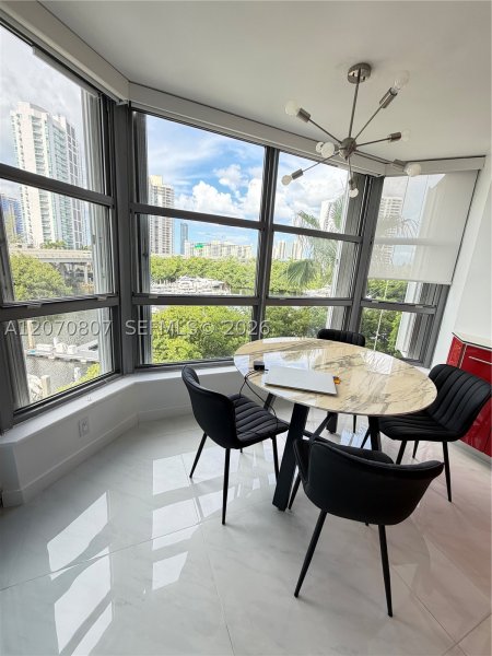 Comprar apartamento no Mystic Pointe 400 405