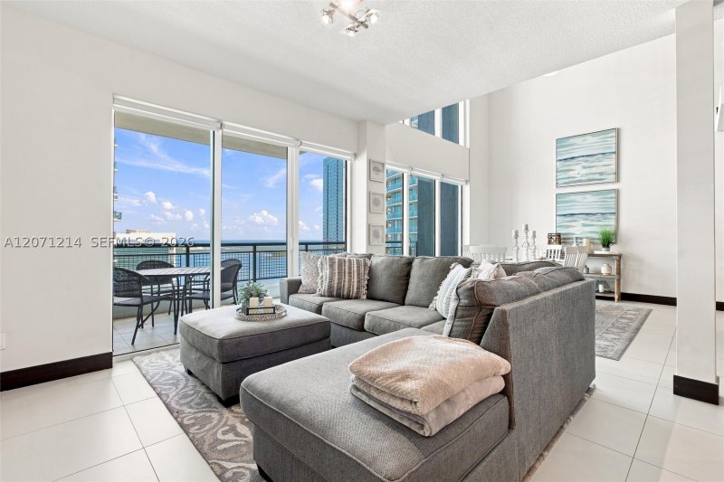 Comprar apartamento no Infinity on Brickell 4602