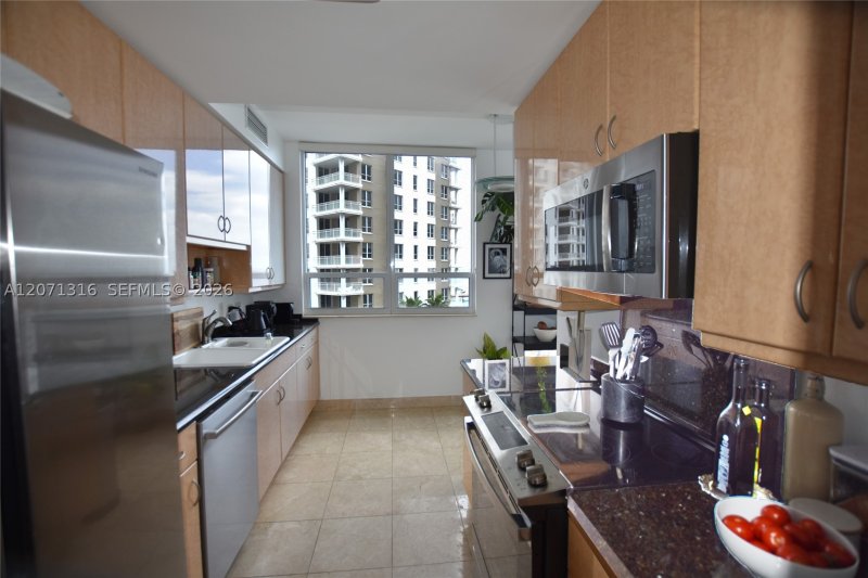 Alquiler de apartamento en Courts Brickell Key 701
