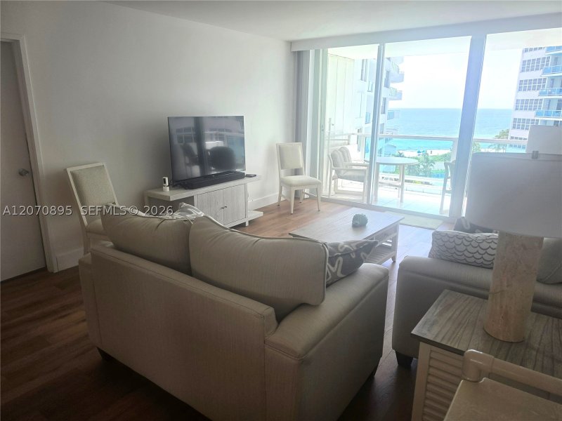 Alquiler de apartamento en Seacoast 5151 826