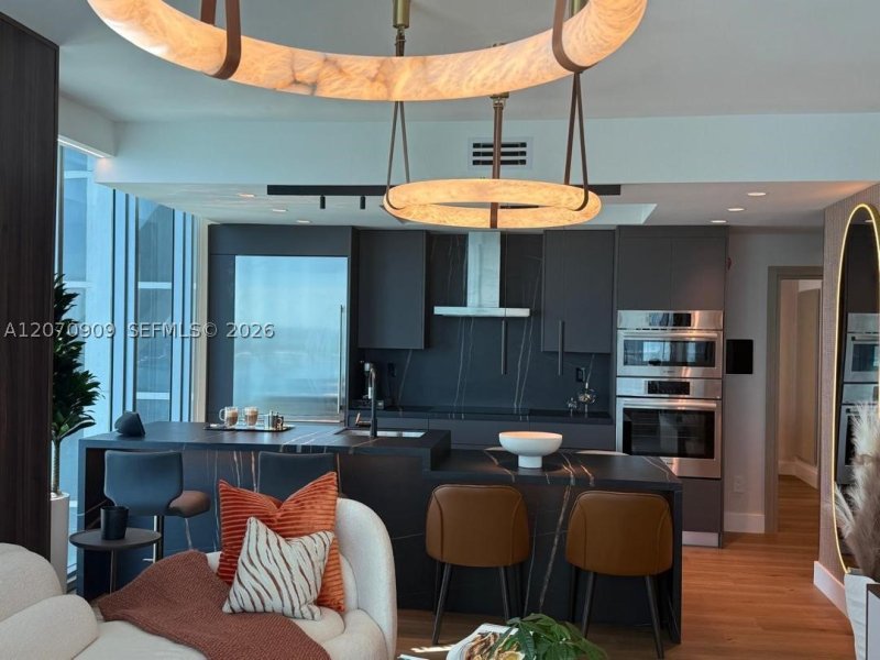 Comprar apartamento no Marina Blue 1509