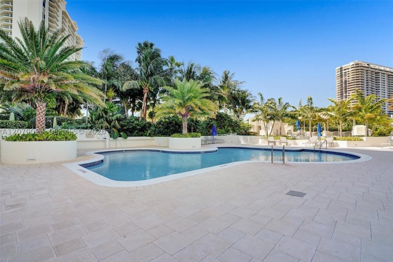Comprar apartamento en 3000 Williams Island 1106