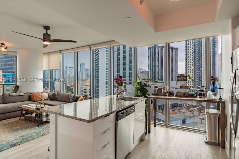 Alquiler de apartamento en Marina Blue 1601