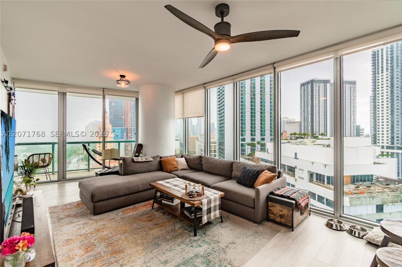 Alquiler de apartamento en Marina Blue 1601