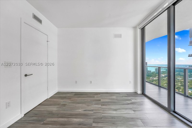Comprar apartamento en Dua Miami - SLS Brickell Condo 4807