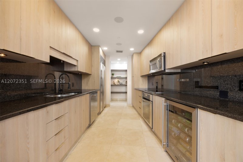 Alquiler de apartamento en Carbonell 2506