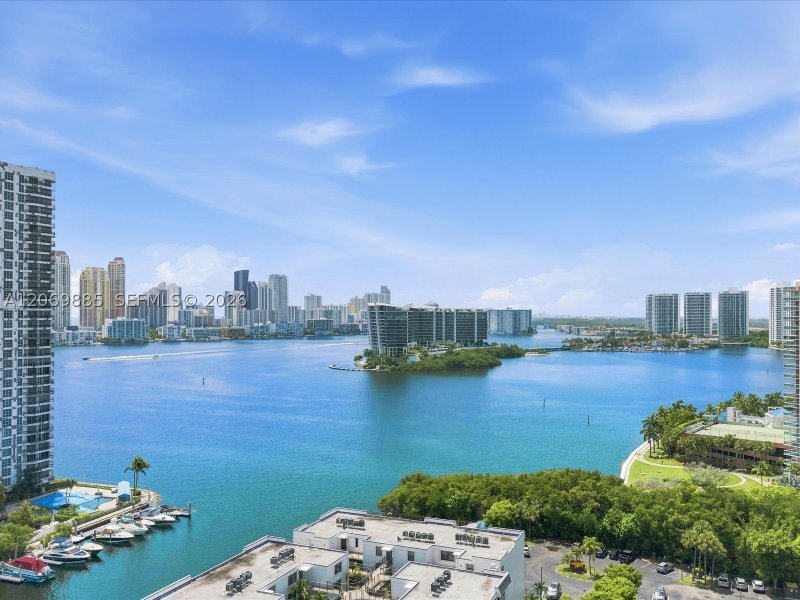 Mystic Pointe 600 Apt #2001