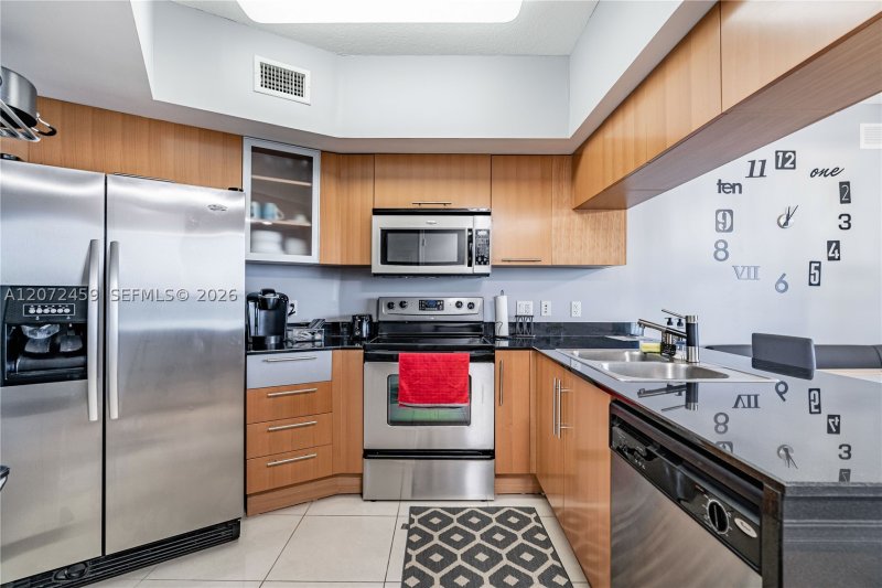 Alquiler de apartamento en Opera Tower 2301