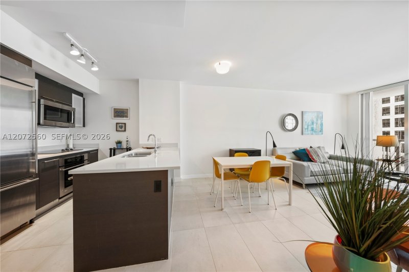 Apartment for rent at 500 Brickell West Tower 1708