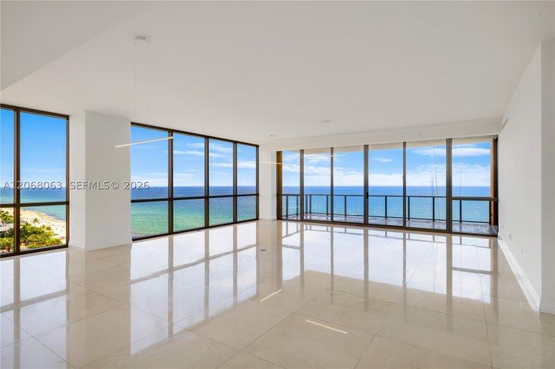 Condo for sale at Mansions at Acqualina 1201