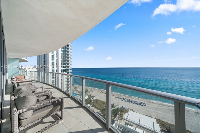 Comprar apartamento no Hyde Beach Resort Hollywood 1001