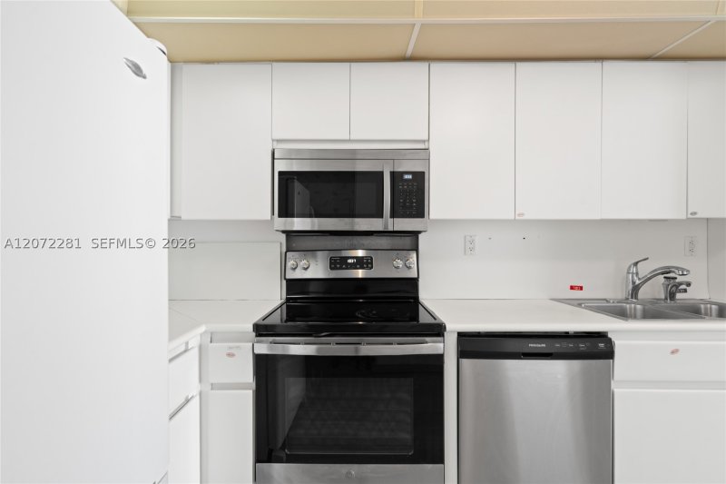 Property photo # 4