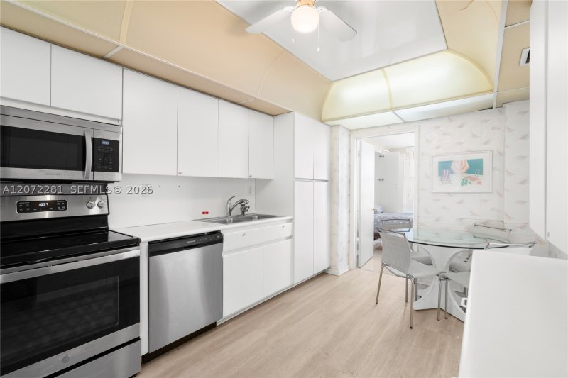 Property photo # 9