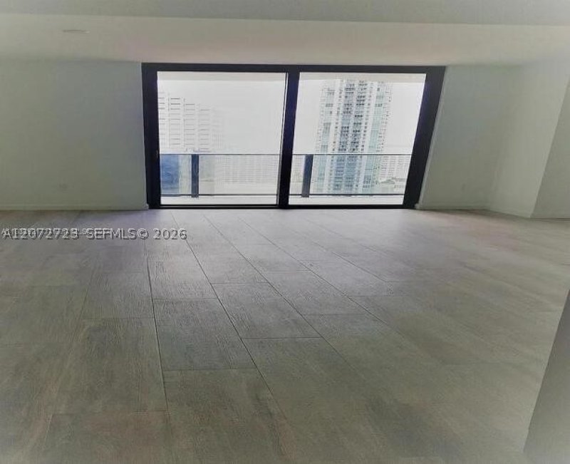 Alquiler de apartamento en Brickell Heights East 2102