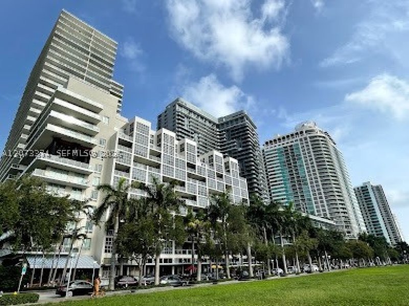 Alquiler de apartamento en Hyde Midtown 1001