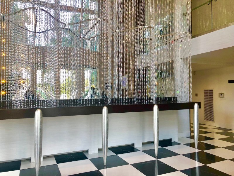 Condo for sale at 1800 Club 814