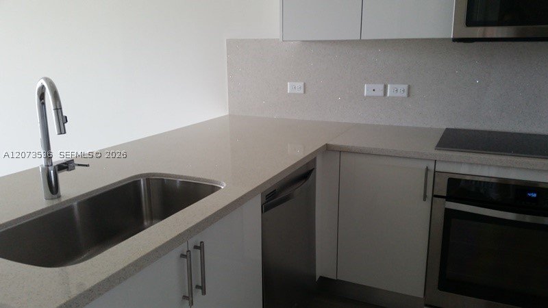 Property photo # 12