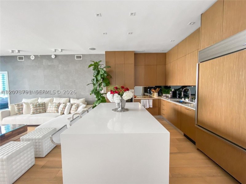 Aluguel de apartamento no Paramount Bay 1606