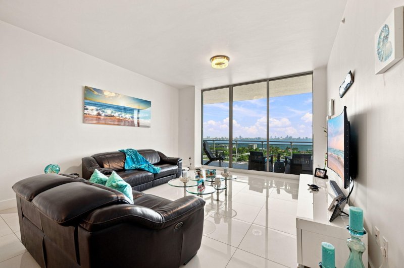 Condo for sale at The Lexi 1008