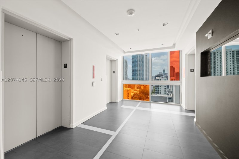 Condo for sale at Gallery Art Condo 1401