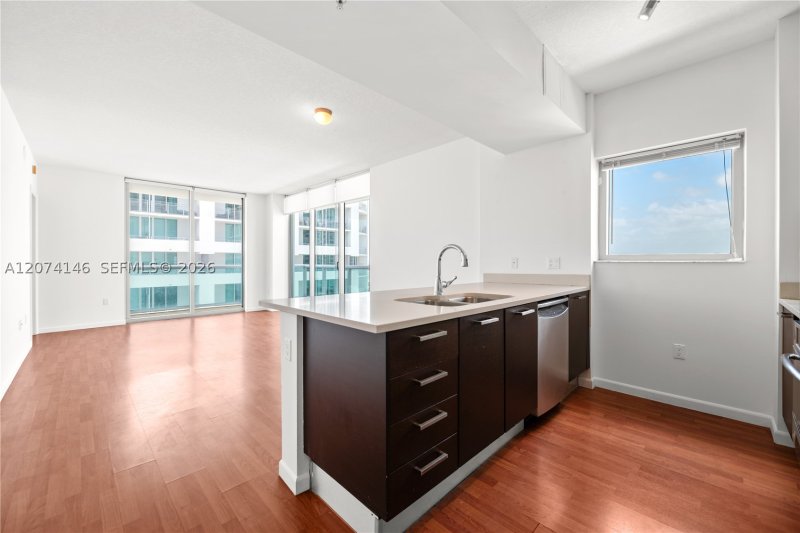 Condo for sale at Gallery Art Condo 1401