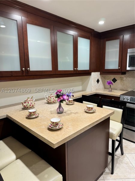 Property photo # 8