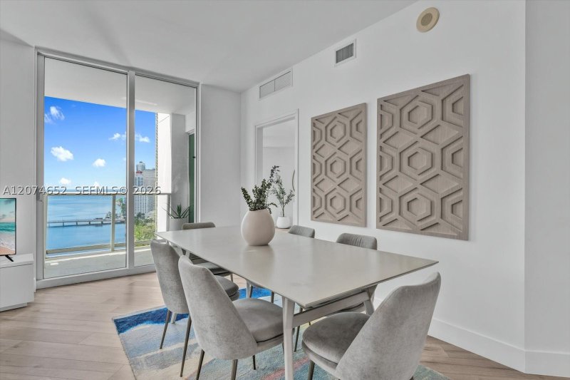 Aluguel de apartamento no Met 1 T-1708